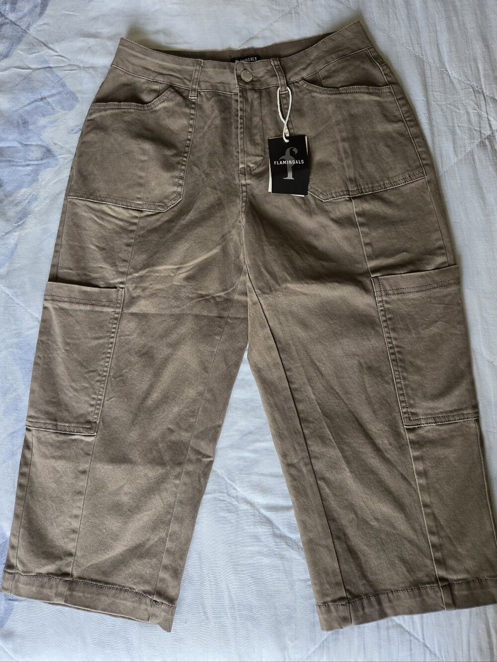 Flamingals Women's Cropped Utility Cargo Capri— Mocha